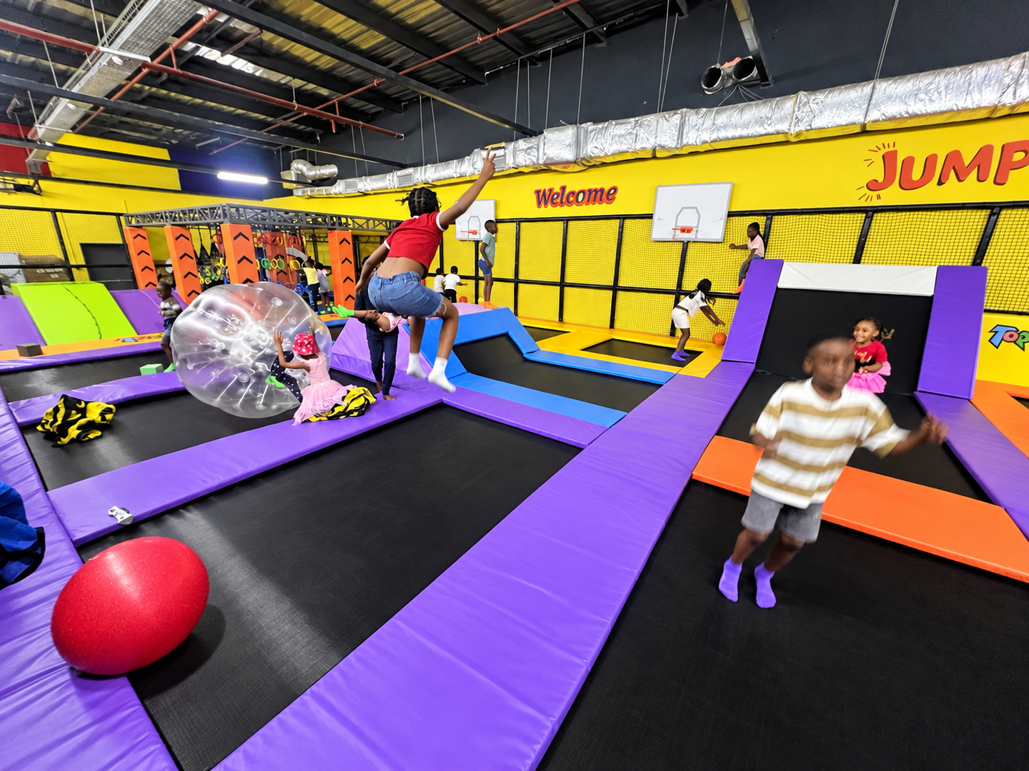 Trampoline Park photo 6